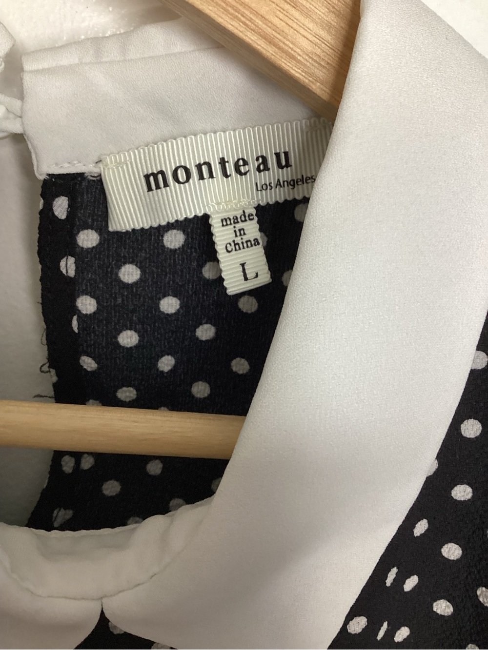 NWOT Black Polka Dot Ruffle Sleeve Blouse with White Peter Pan Collar L - Picture 9 of 10